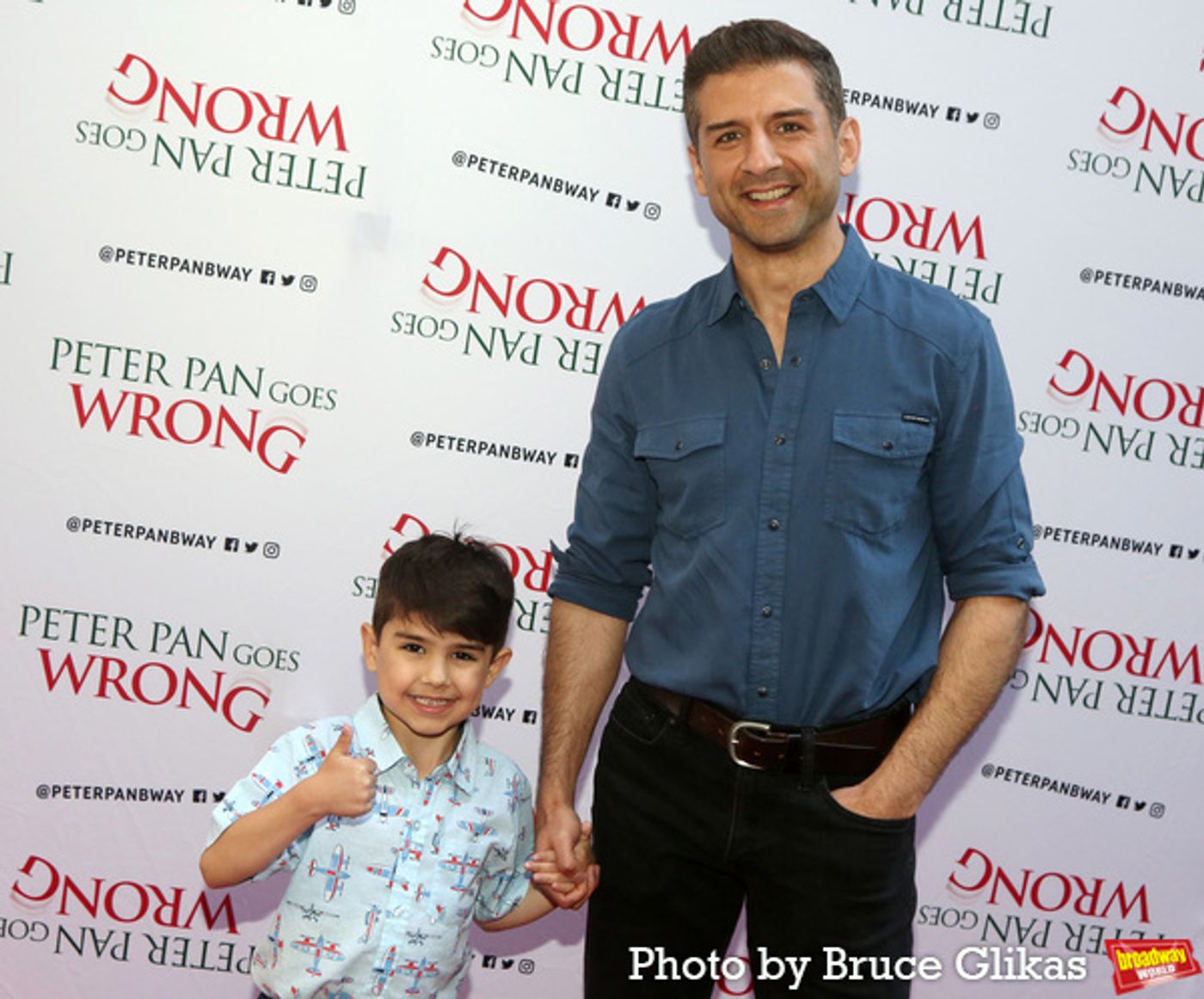 Photos: On the Red Carpet of PETER PAN GOES WRONG Opening Night  Image