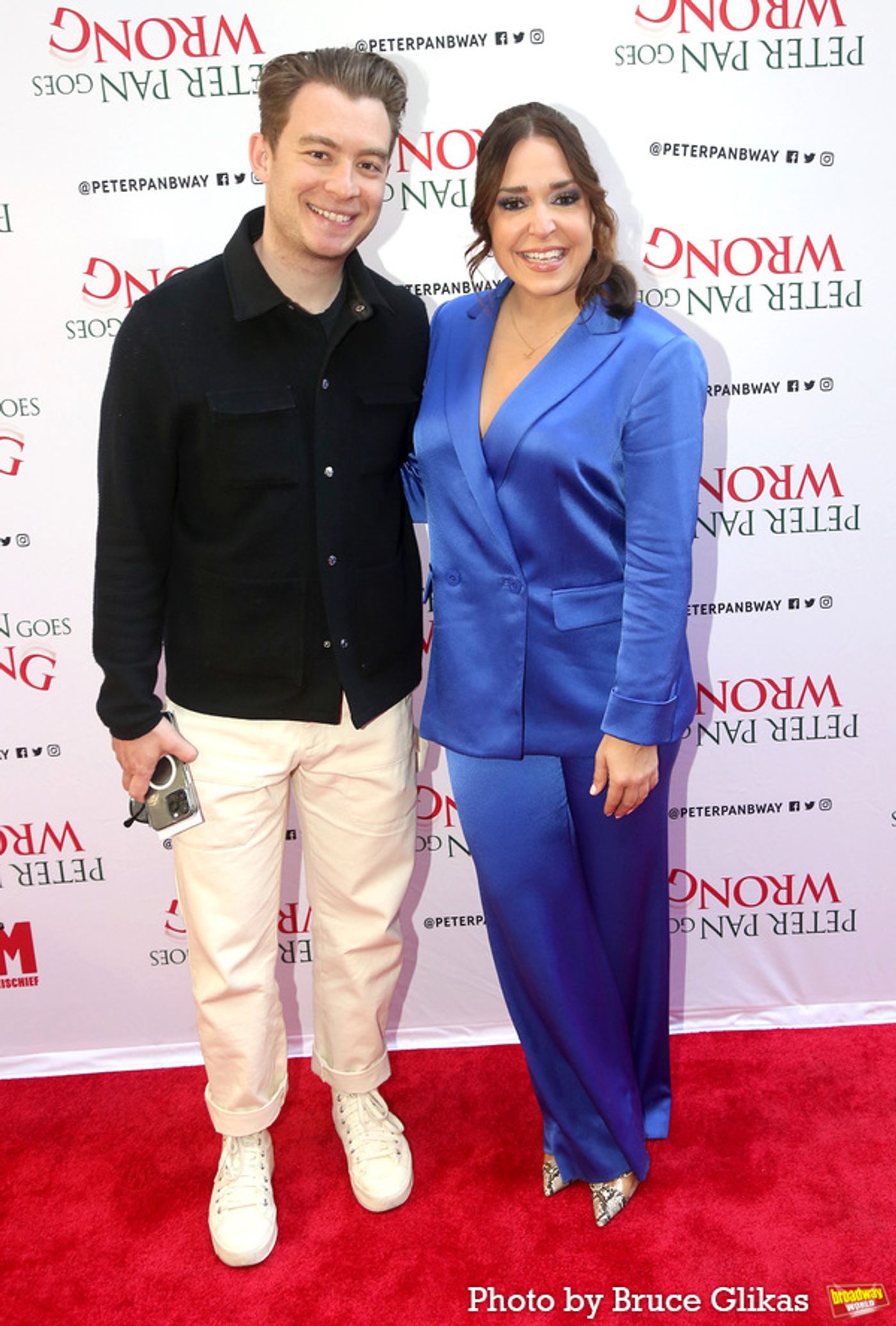 Photos: On the Red Carpet of PETER PAN GOES WRONG Opening Night  Image
