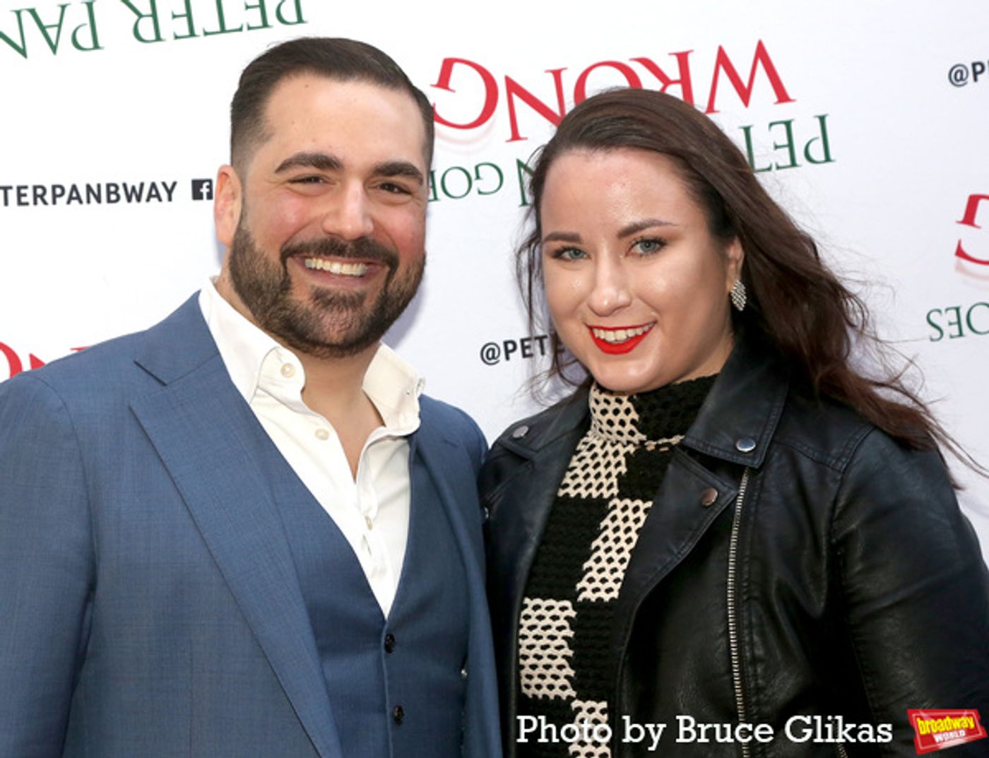 Photos: On the Red Carpet of PETER PAN GOES WRONG Opening Night  Image