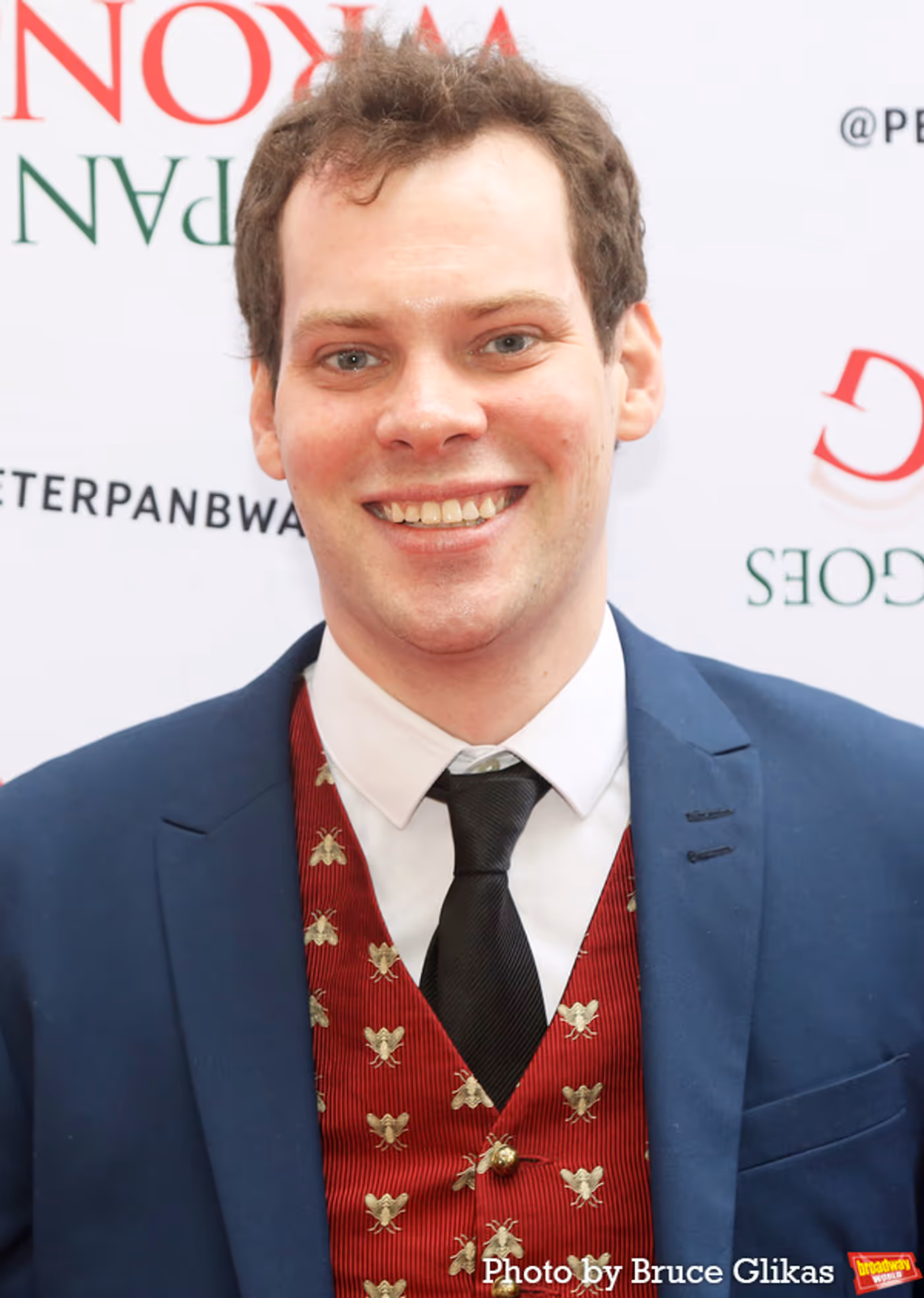 Photos: See Neil Patrick Harris & More at PETER PAN GOES WRONG Opening Night  Image