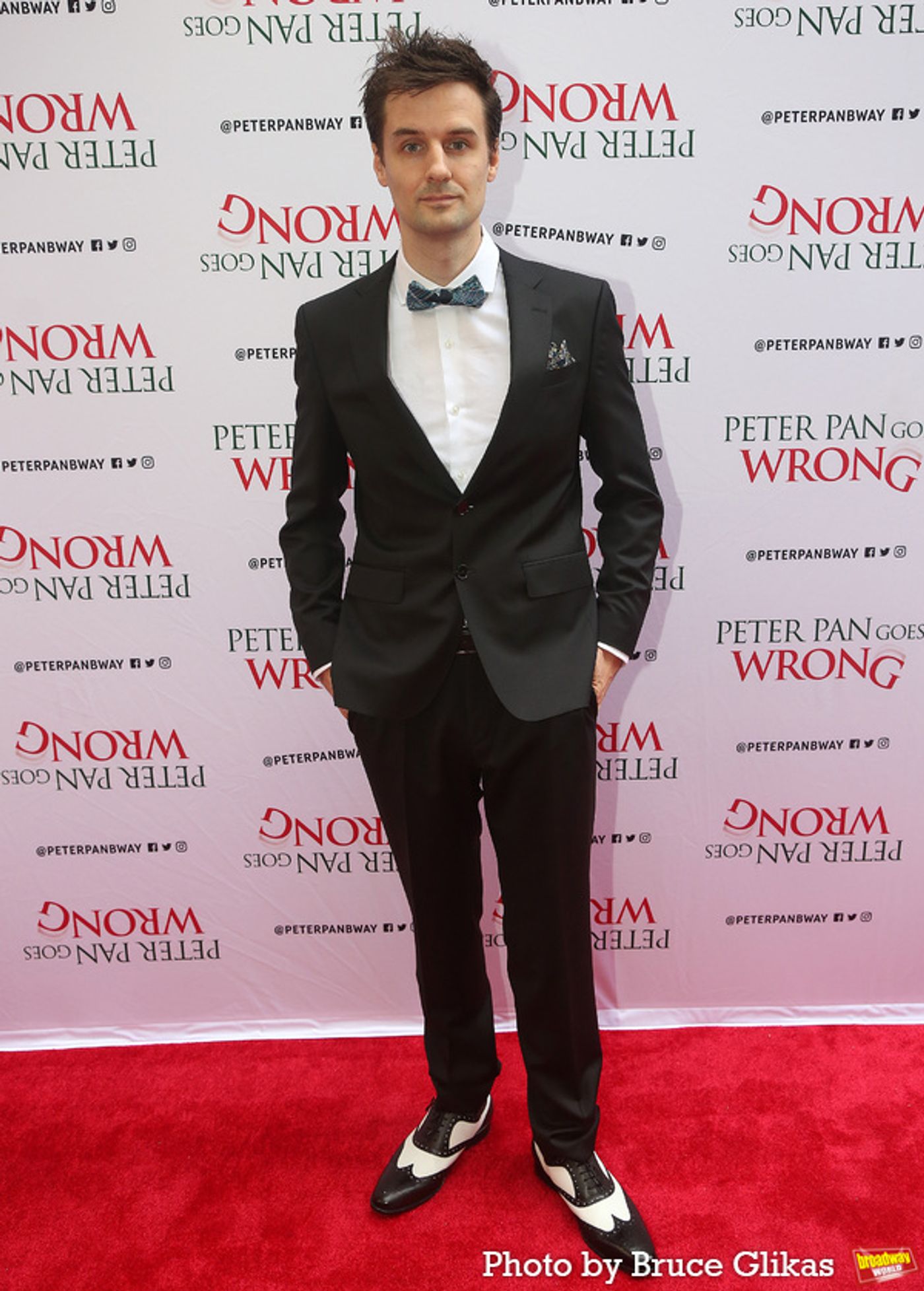 Photos: See Neil Patrick Harris & More at PETER PAN GOES WRONG Opening Night  Image