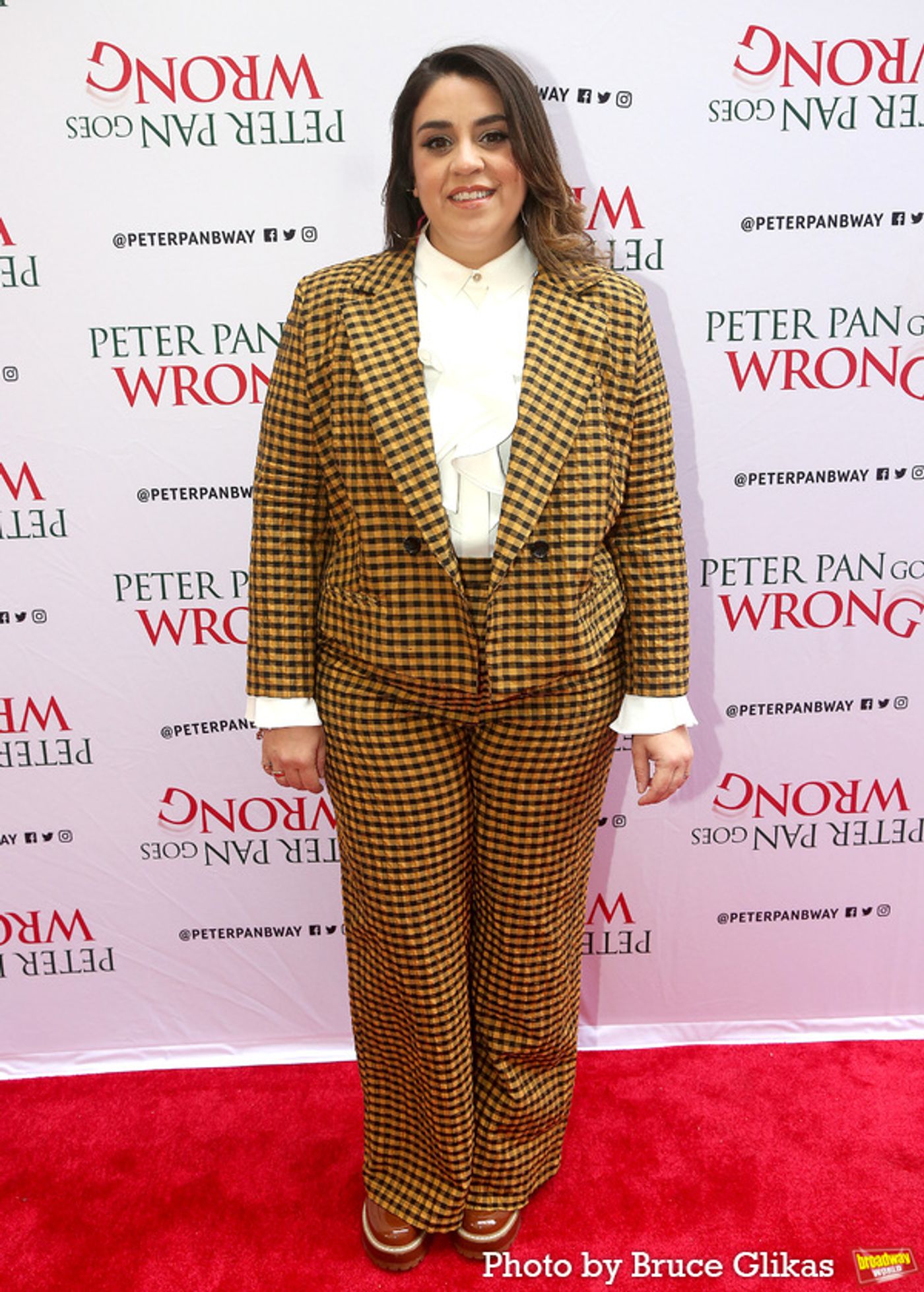 Photos: See Neil Patrick Harris & More at PETER PAN GOES WRONG Opening Night  Image
