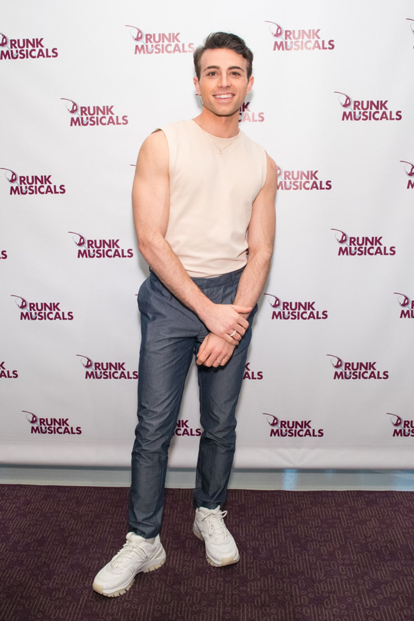 Photo Exclusive: Hit The Red Carpet for DRUNK MUSICALS At Green Fig Piano Bar Photo Exclusive: Hit The Red Carpet for DRUNK MUSICALS At Green Fig Piano Bar Image