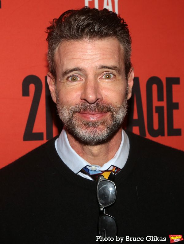 Scott Foley Photo