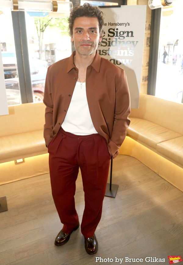 Oscar Isaac  Photo