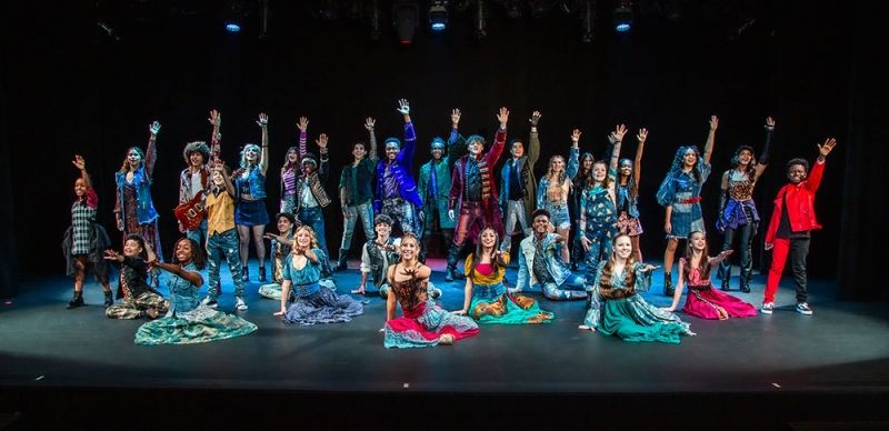 Review: HITS! THE MUSICAL PRESENTED BY ON CUE ENTERTAINMENT at Pantages Theater  Image