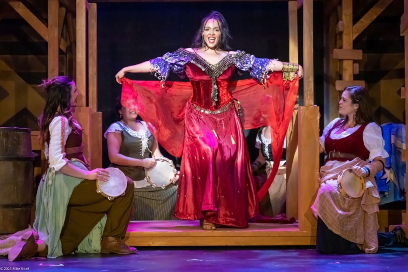 Review: THE HUNCHBACK OF NOTRE DAME at Athens Theatre  Image