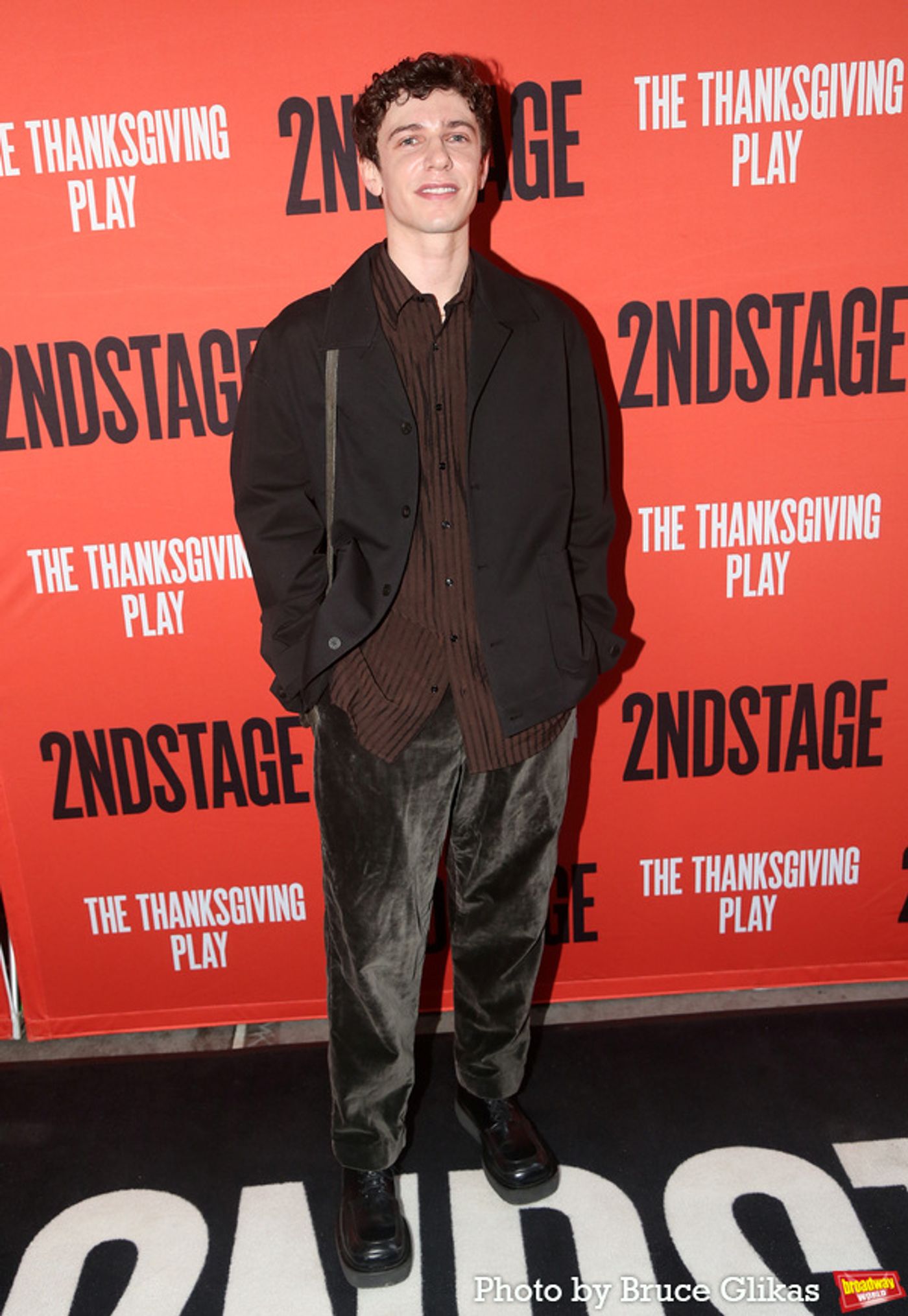 Photos: Stars Arrive at THE THANKSGIVING PLAY Opening Night!  Image
