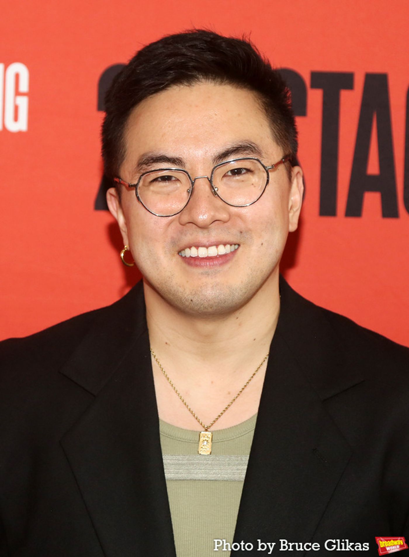 Photos: Stars Arrive at THE THANKSGIVING PLAY Opening Night!  Image