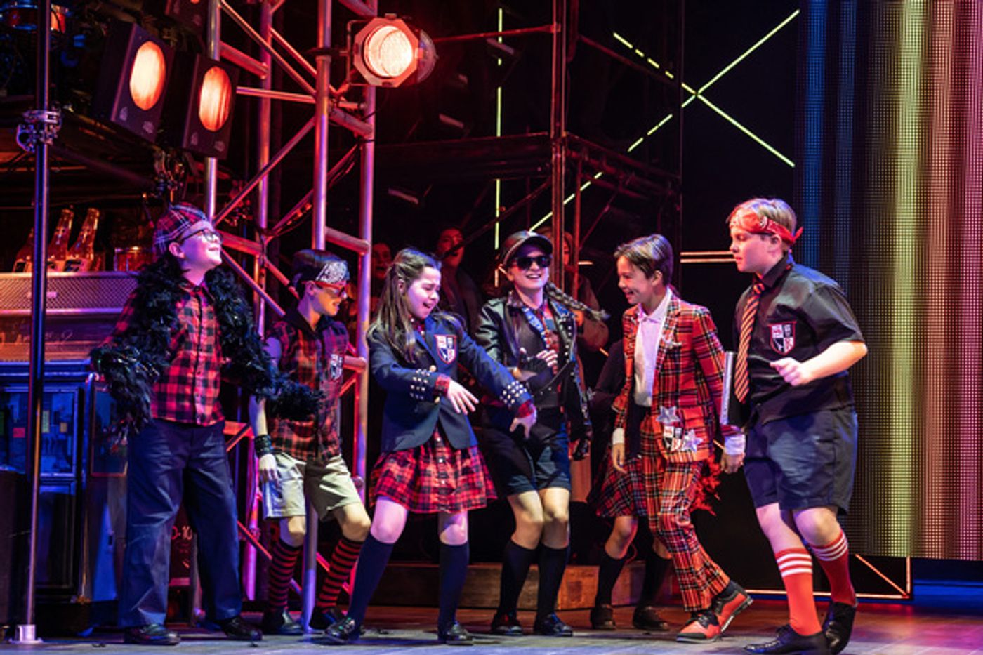 Photos: First Look at SCHOOL OF ROCK at Paramount Theatre  Image