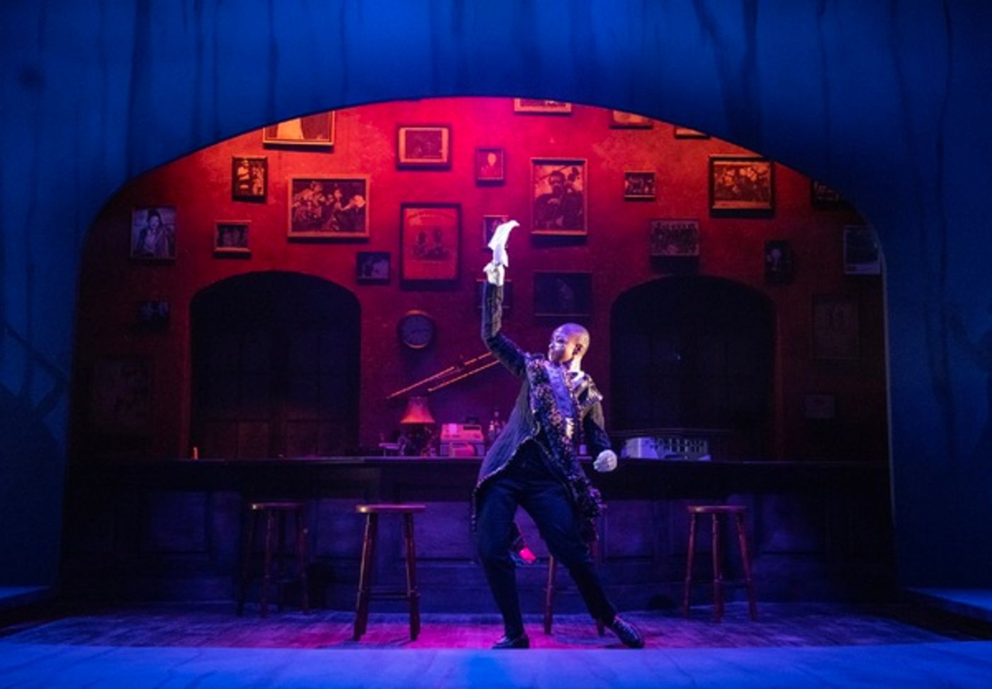 Photos: First Look at SHADOW/LAND at The Public Theater  Image