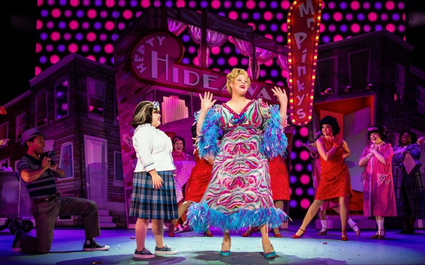Review: Drag Race Star Nina West Leads Hilarious New HAIRSPRAY Tour at Segerstrom Center  Image