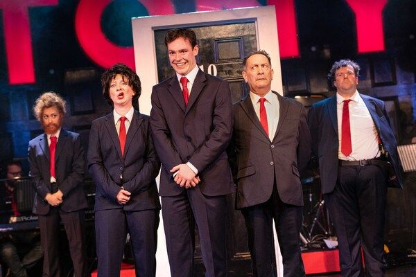 Sally Cheng (Robin Cook), Tori Burgess (Cherie Blair), Jack Whittle (Tony Blair), How Photo