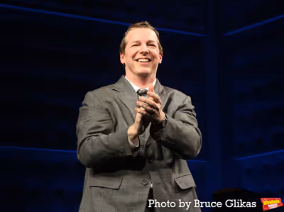 Sean Hayes Photo