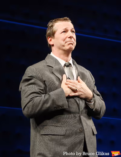 Sean Hayes Photo