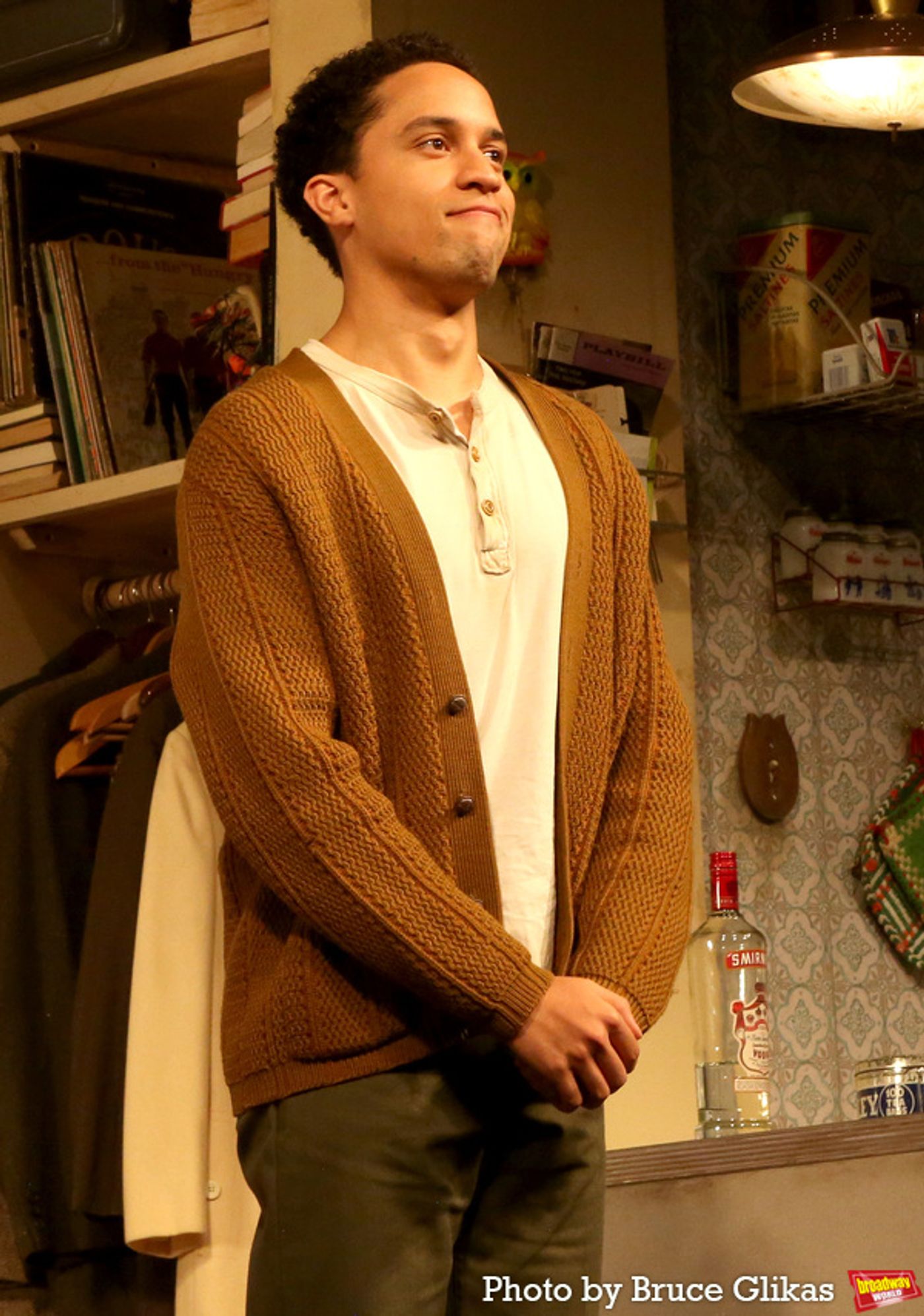 Photos: Oscar Isaac and Rachel Brosnahan Take First Broadway Bows in THE SIGN IN SIDNEY BRUSTEIN'S WINDOW  Image