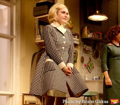 Rachel Brosnahan  Photo