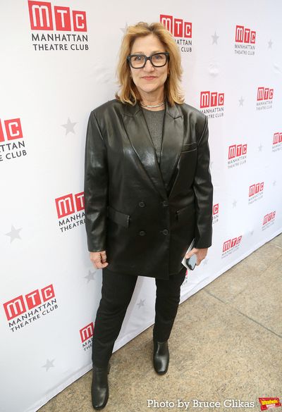 Edie Falco Photo