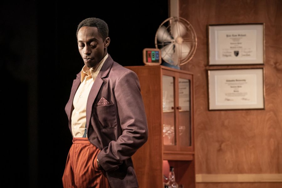 Photos: First Look at the World Premiere of RETROGRADE at Kiln Theatre Image
