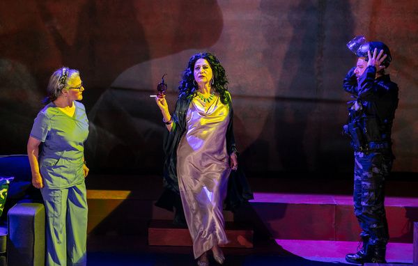 Lucy Rodriguez, Evelina Fern ndez, and Geoffrey Rivas  Photo