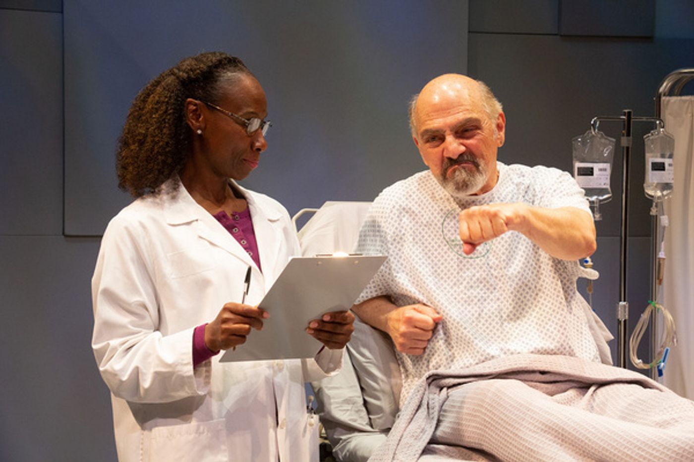 Photos: First Look at UNDER THE SKIN at International City Theatre Photos: First Look at UNDER THE SKIN at International City Theatre Image