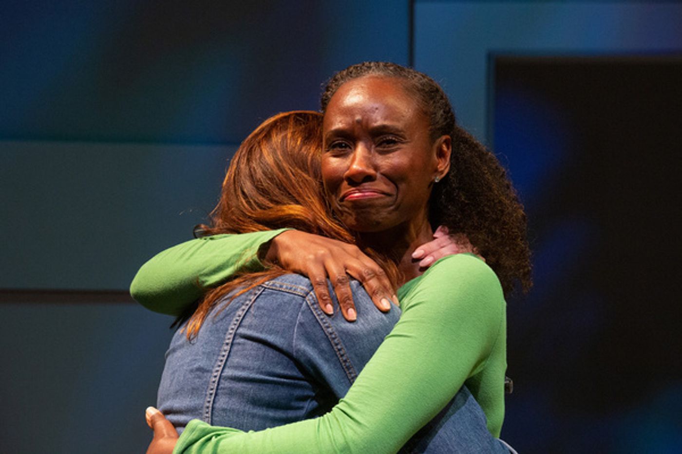 Photos: First Look at UNDER THE SKIN at International City Theatre Photos: First Look at UNDER THE SKIN at International City Theatre Image