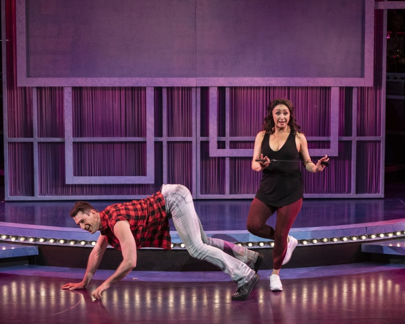 Review: THE WORLD GOES 'ROUND at Olney Theatre Center  Image