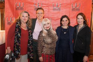 Linda S. Nelson, Cyndy Marion, Penny Arcade, Vanessa Bombardieri and Laura Siner @ BroadwayWorld Linda S. Nelson, Cyndy Marion, Penny Arcade, Vanessa Bombardieri and Laura Siner Photo