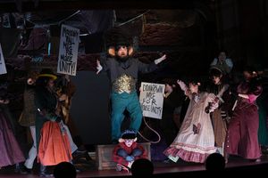 Luverne Seifert (Warren T. Rat), Matthew Woody (Fievel), and Company Photo