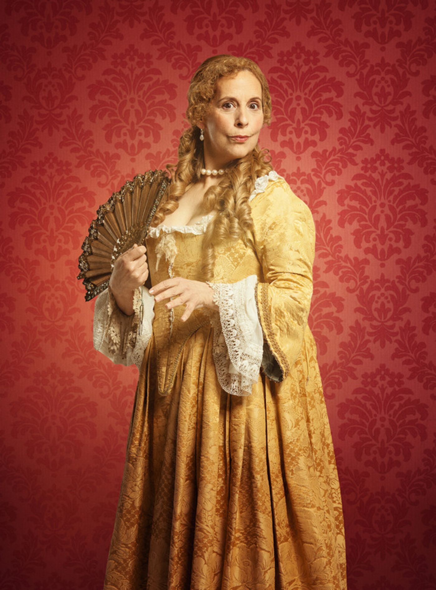 Photos: First Look at Al Murray and Mel Giedroyc in THE CROWN JEWELS  Image