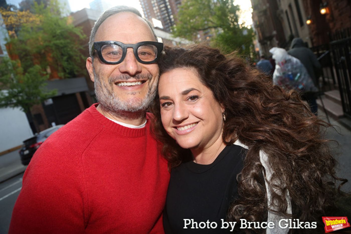 Photos: Marissa Jaret Winokur, Alex Edelman & Hunter Schafer Visit LITTLE SHOP OF HORRORS  Image