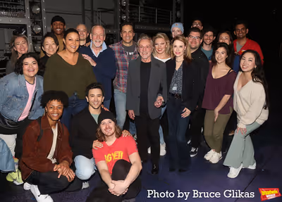 Frankie Valli, Jackie Jacobs & The cast of "A Beautiful Noise: The Neil Diamond Music Photo