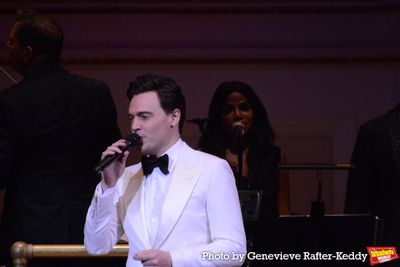 Erich Bergen Photo