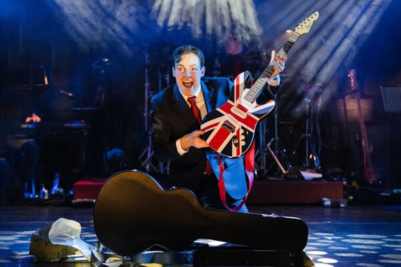 Photos/Video: TONY! [THE TONY BLAIR ROCK OPERA] Reveals New Tour Dates, Plus New Photos and Video  Image