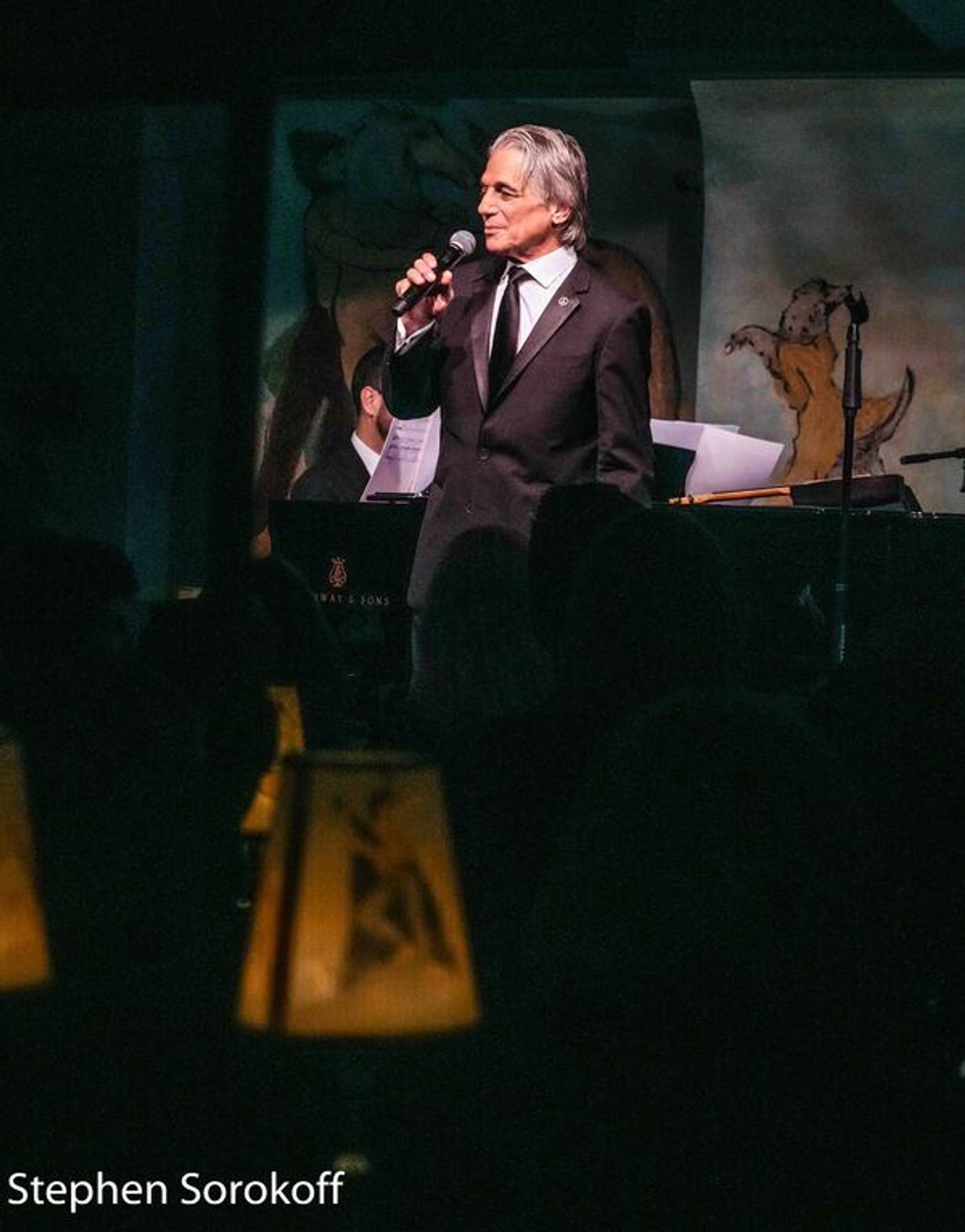 Photos: Tony Danza Brings STANDARDS AND STORIES to Café Carlyle  Image