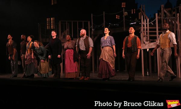 Photos: The Cast of New York City Center's OLIVER! Takes Their First Bows — photo 1 of 25