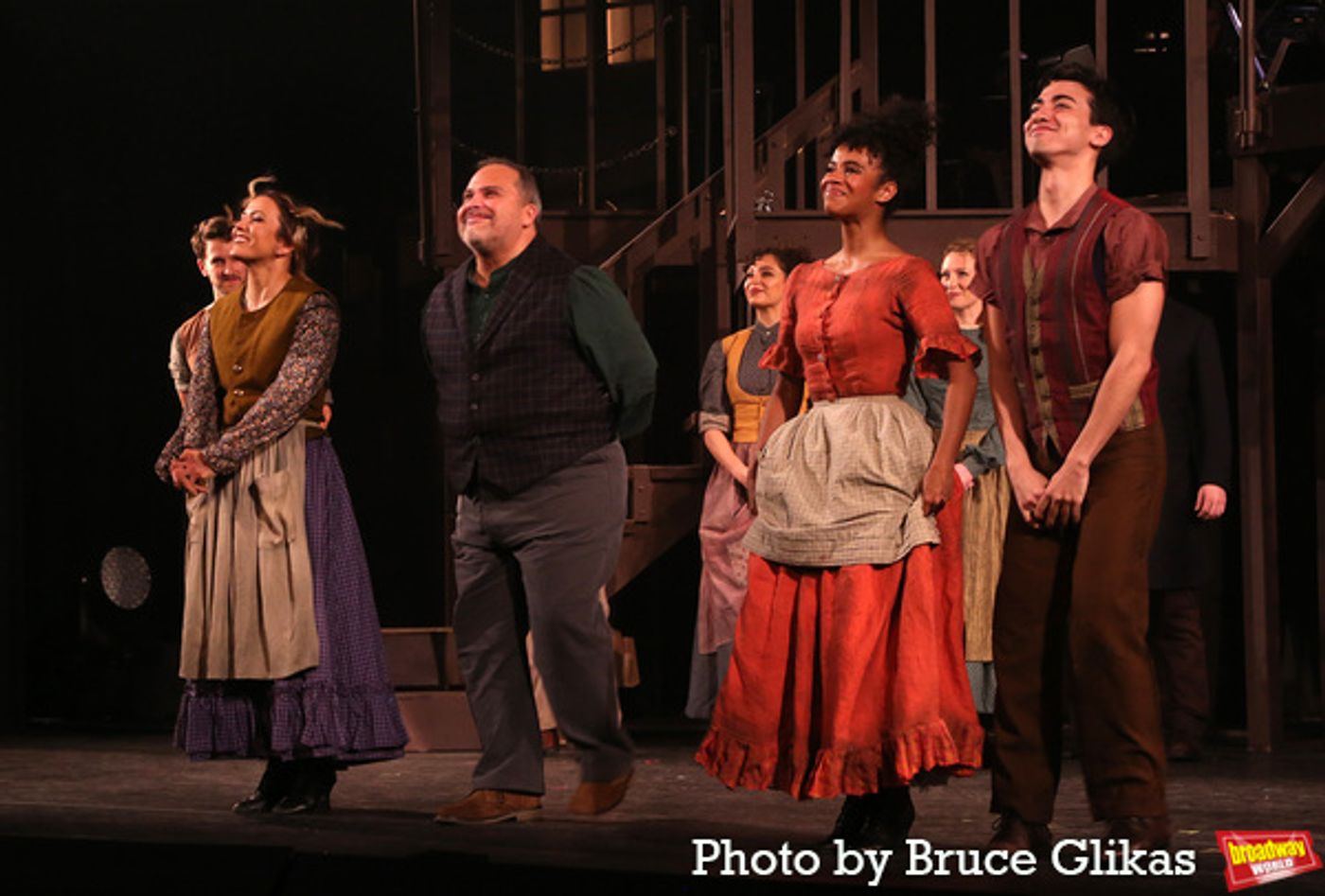 Photos: The Cast of New York City Center's OLIVER! Takes Their First Bows  Image