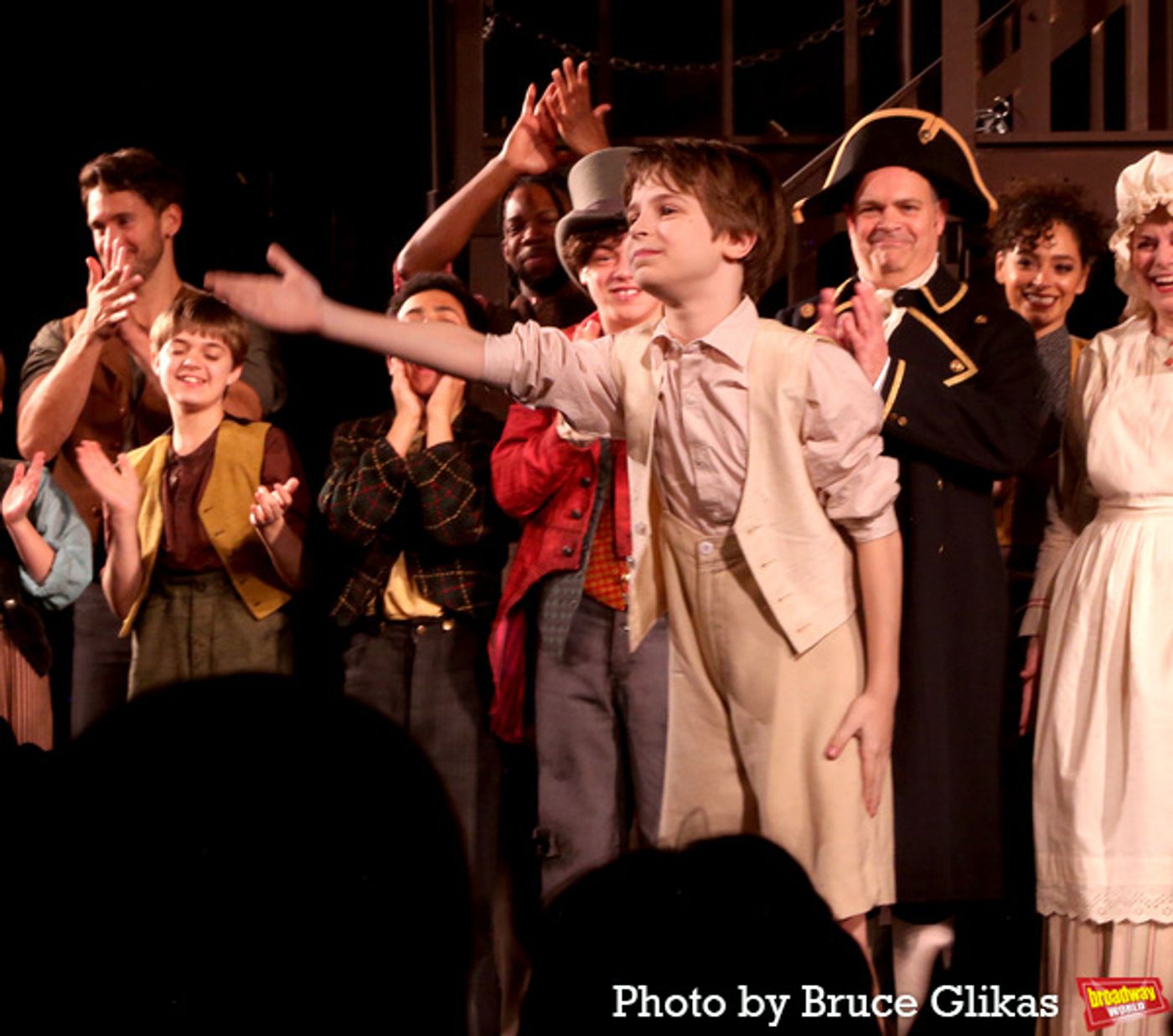 Photos: The Cast of New York City Center's OLIVER! Takes Their First Bows  Image