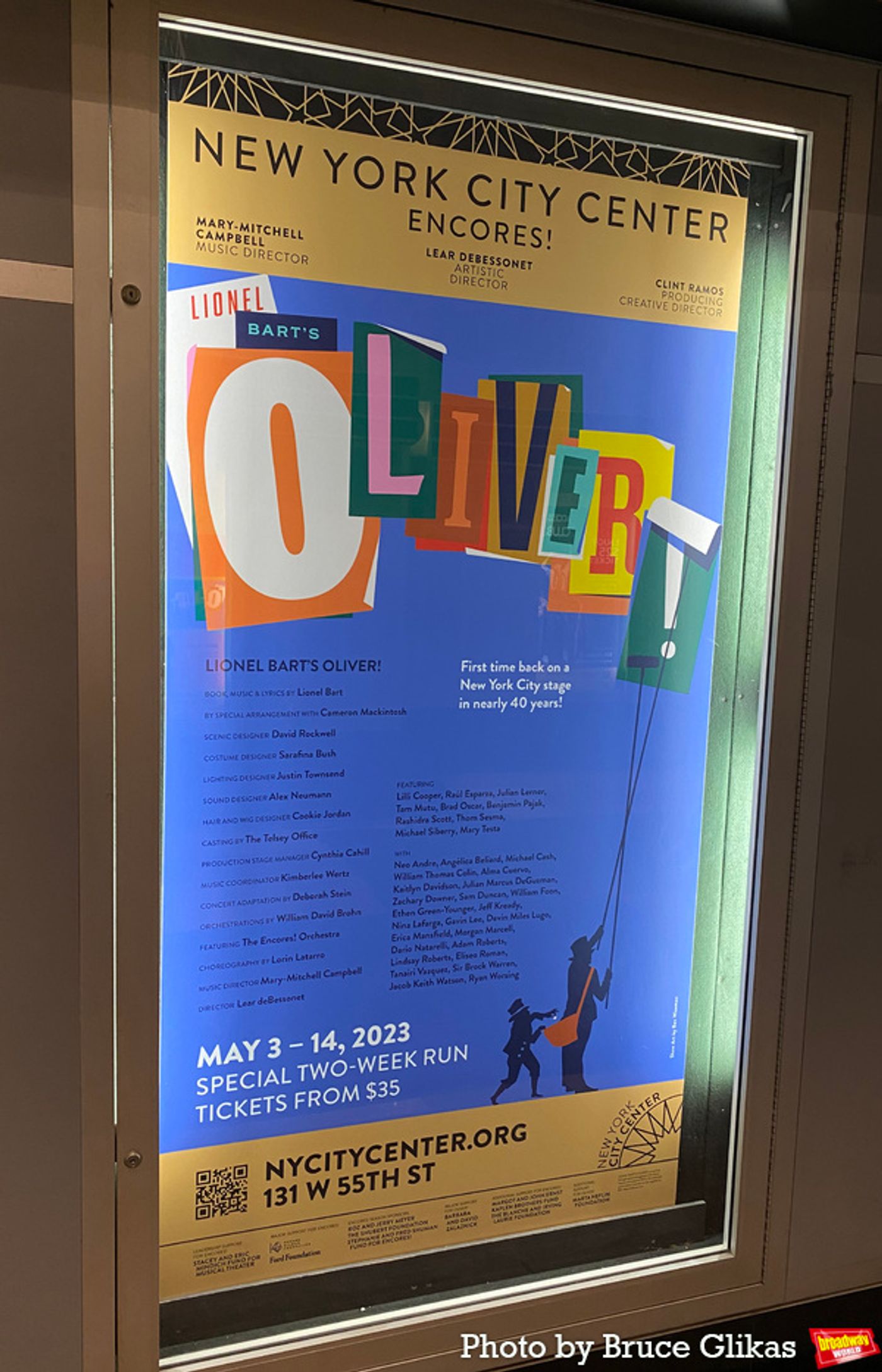 Photos: The Cast of New York City Center's OLIVER! Takes Their First Bows  Image