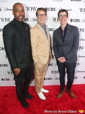 Emilio Sosa, Sean Hayes, Rachel Hauck
 Photo