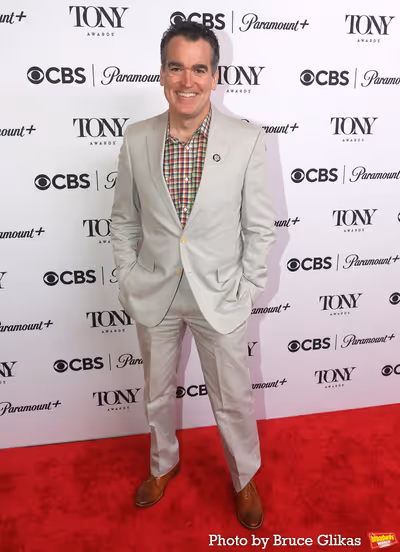 Brian d'Arcy James Photo