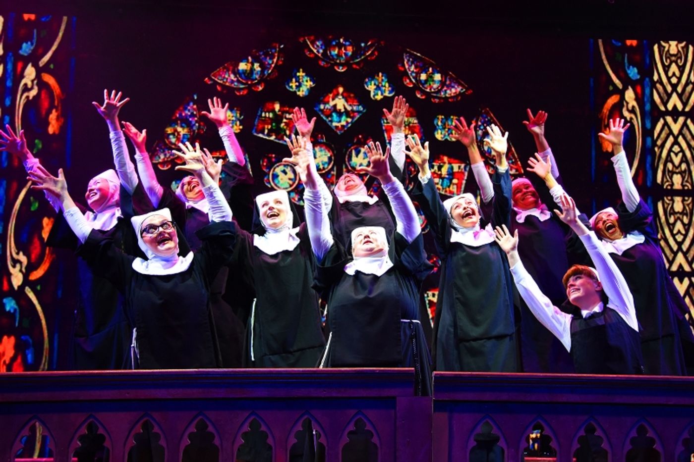 Review: SISTER ACT at Broadway Palm Dinner Theatre  Image