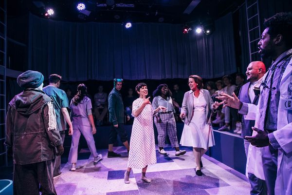 Amanda Kruger (they/them) and the company Photo
