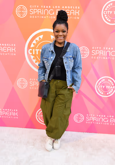Yvette Nicole Brown Photo