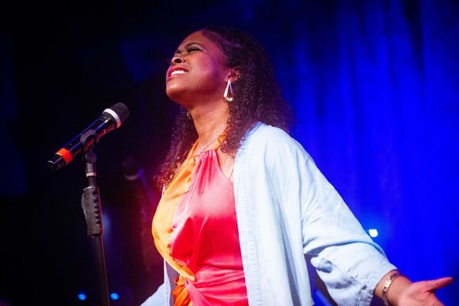 Photos: Matt Baker Lenses The Latest LINEUP WITH SUSIE MOSHER At Birdland Theater Image