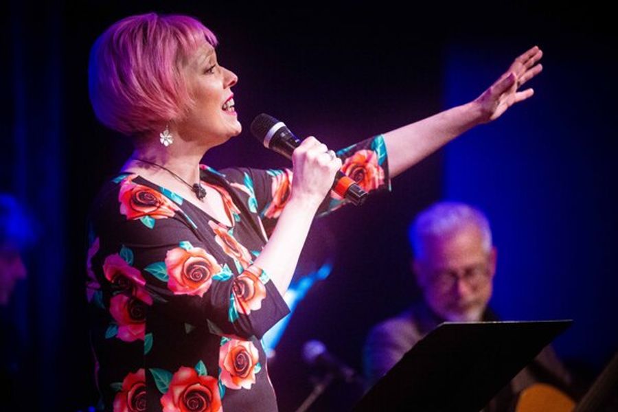 Photos: Matt Baker Lenses The Latest LINEUP WITH SUSIE MOSHER At Birdland Theater Image