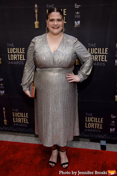Bonnie Milligan Photo