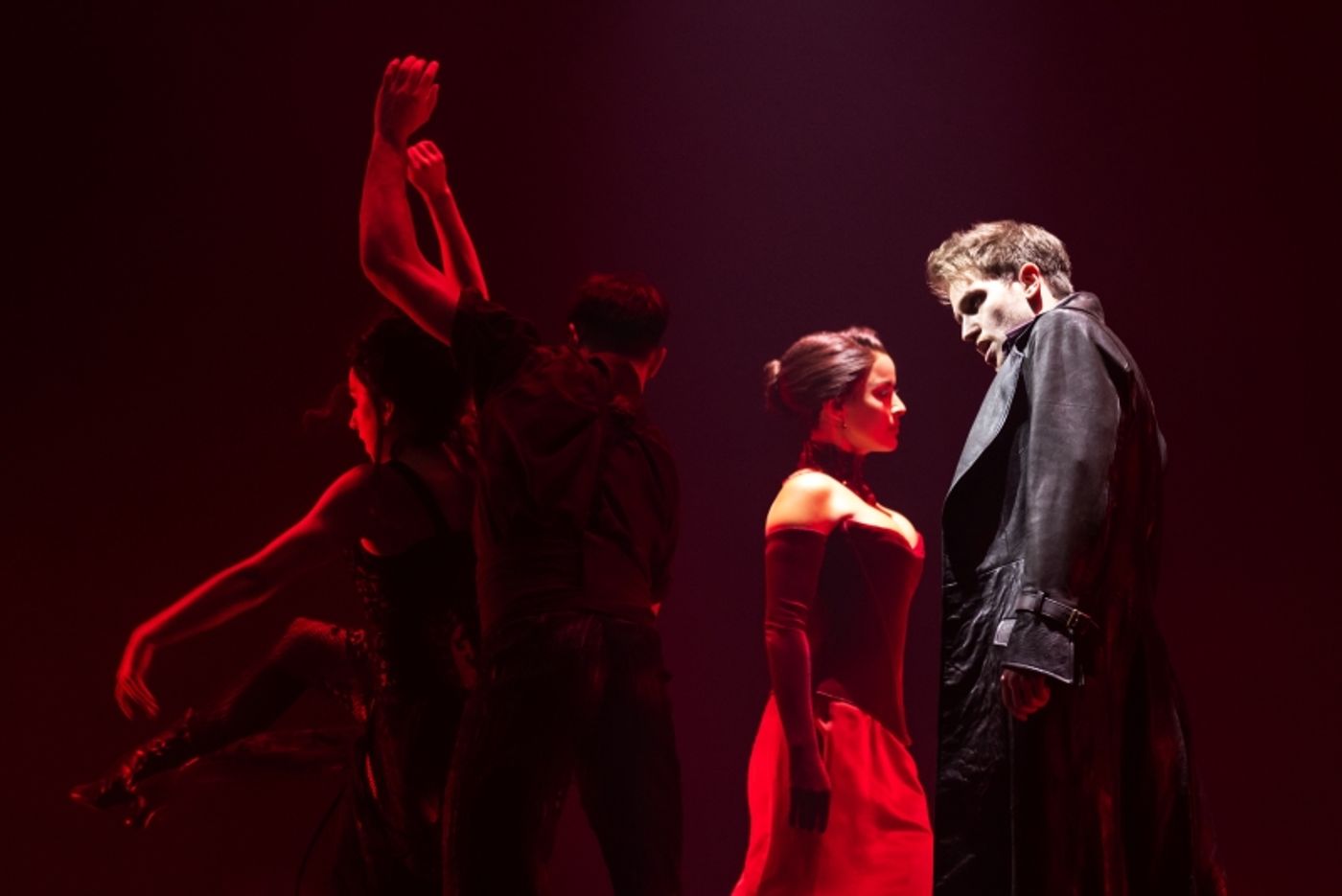Review: MOULIN ROUGE! Is a Thrilling Spectacle  Image