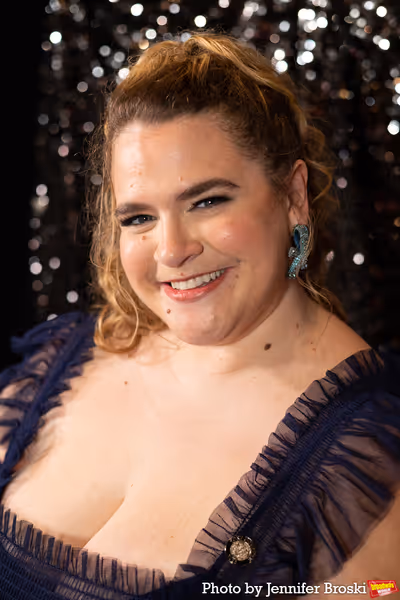 Bonnie Milligan Photo