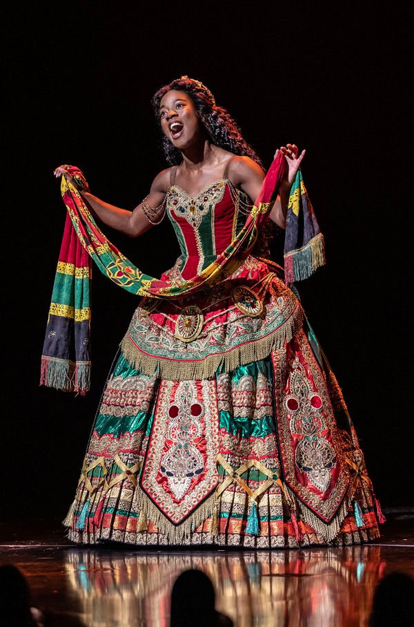 Photos: Jon Robyns, Holly-Anne Hull, and More in THE PHANTOM OF THE OPERA at His Majesty's Theatre — photo 8 of 10